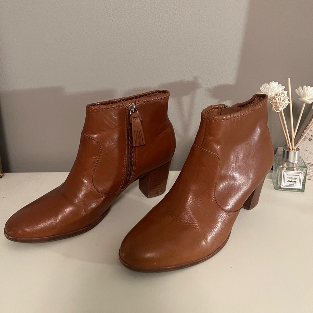 Jack Rogers boots - Picture 3 of 6